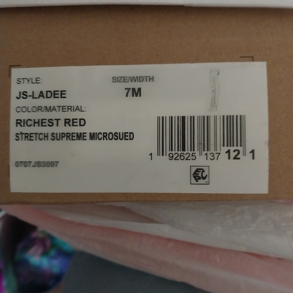 Jessica Simpson boots - Picture 5 of 7